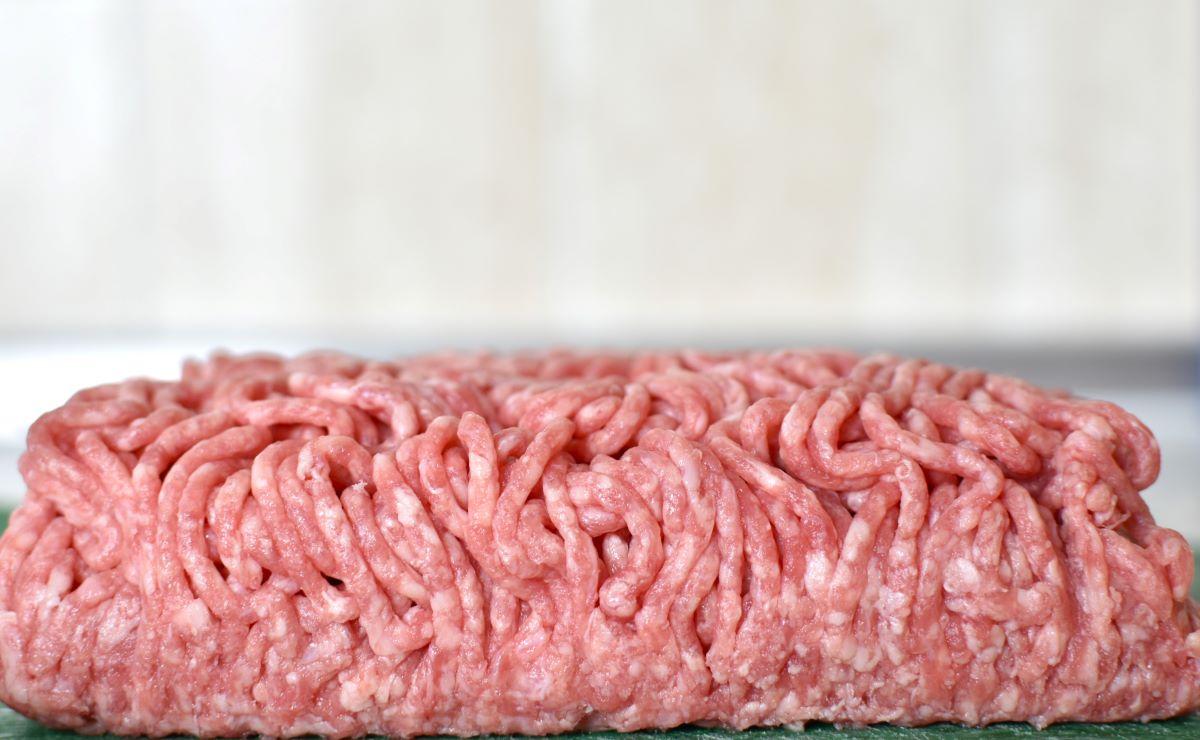Photo of raw ground beef potentially contaminated with E. coli.